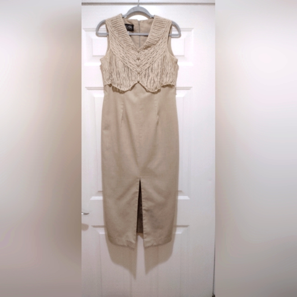 Vintage Melissa Collection Maxi  Lined Dress  Classic  Beige Size  10